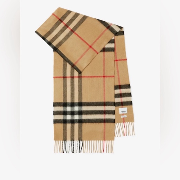 Burberry Signature Scarf 100% cashmere excellent condition - Picture 1 of 6